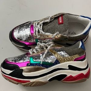 BRAND NEW, OFFERS ACCEPTED EVERYTHING MUST GO